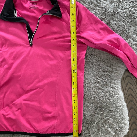 Ralph Lauren top casual or workout great layer - Picture 6 of 6